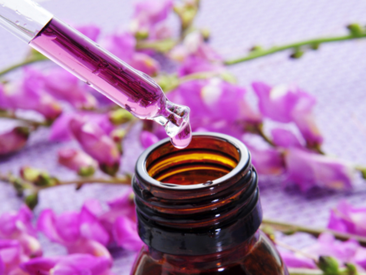 essential-oils-holistic-health-care-williamsville-ny-natural-pain